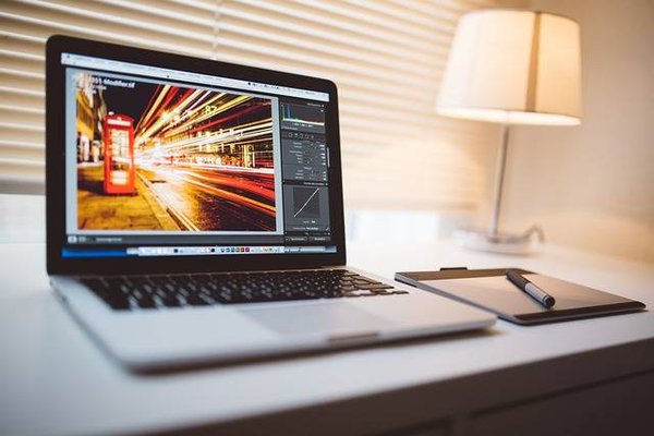 Les alternatives open-source aux logiciels Adobe