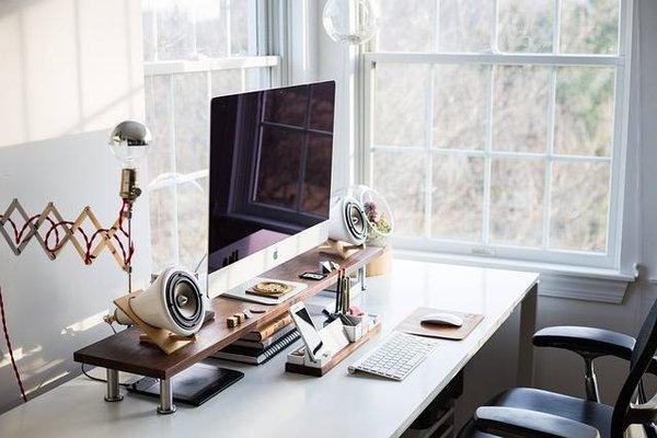 Les accessoires indispensables pour un bureau bien équipé